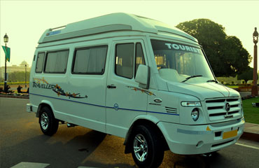 9 Seater Traveller Rental