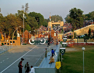 Amritsar Wagah Border Taxi Rentals